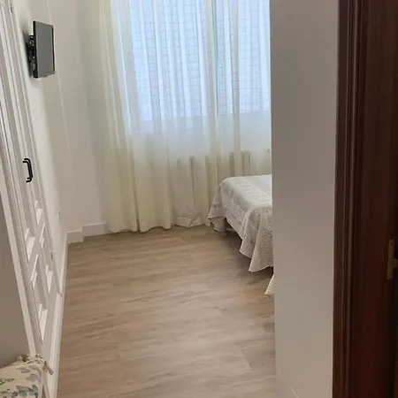 Linar Pensión 3*